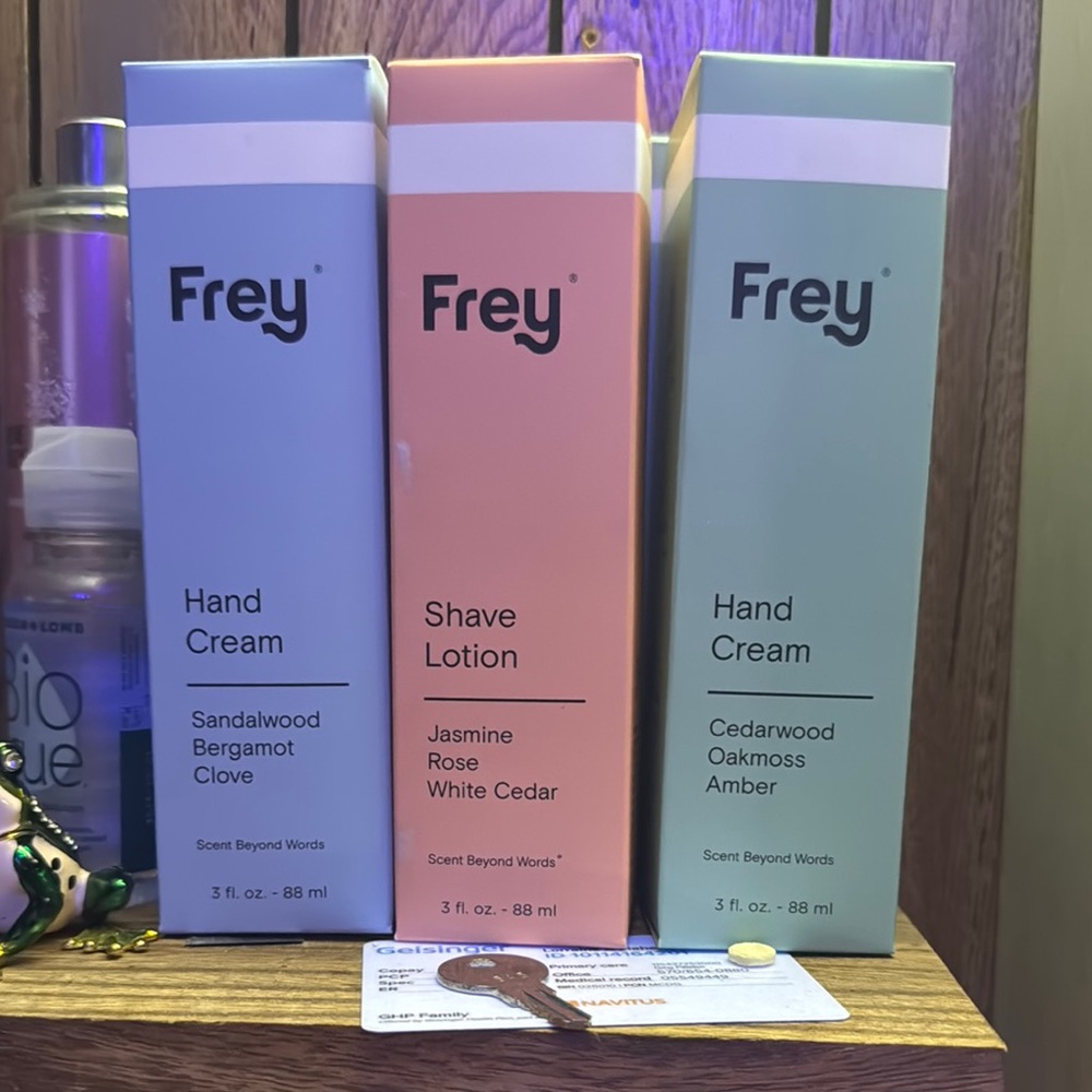 Hand Cream and Shave Lotion Set - Blue, Pink, Green lot of 15 5 of each set